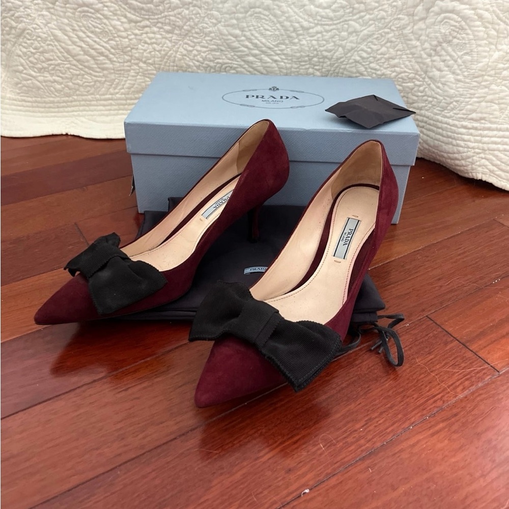 Prada Velvet Ribbon Kitten Heels 39.5 9